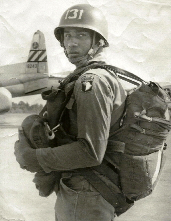 Military John Lander Chenault, Air  Borne Division rz