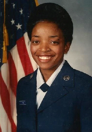 Woman Military rz
